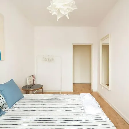 Sunny Apartment, Monte Cassino דירה