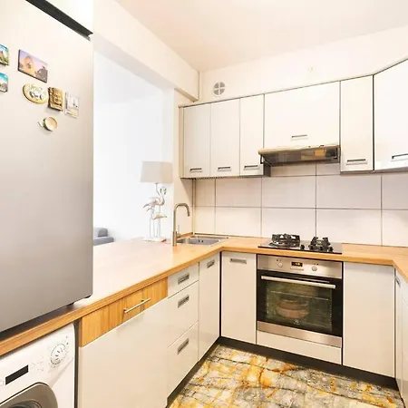 Sunny Apartment, Monte Cassino דירה *